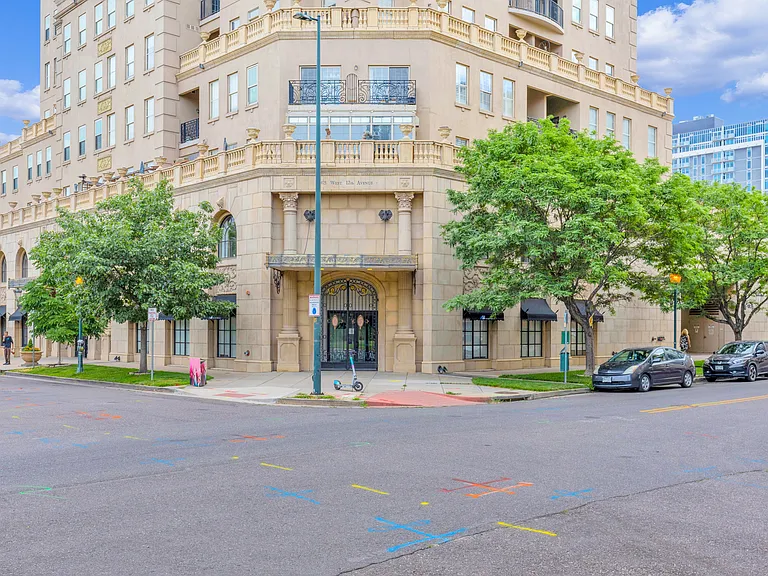 475 W 12th Ave #6B — Photo 2
