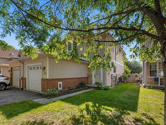 3rd image of 574 Aberfoyle Cir
