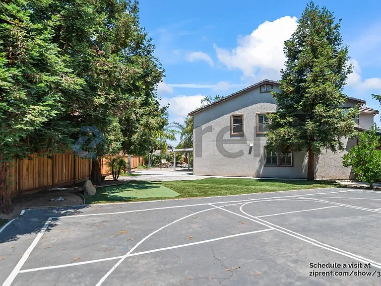 19 Lowell Ct — Photo 43