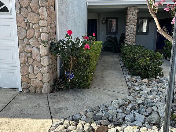 3rd image of 1118 Coventry Pl