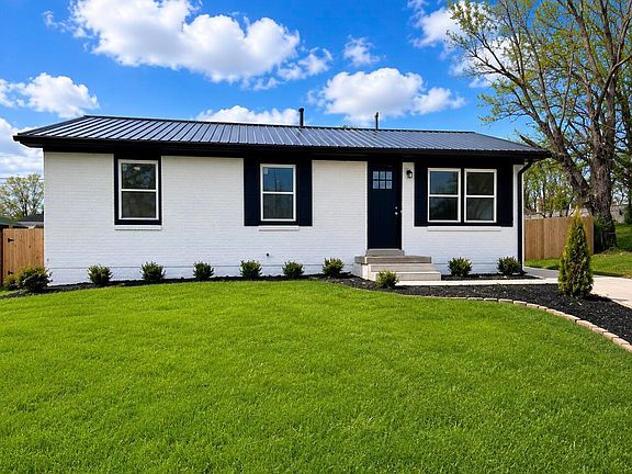 3rd image of 714 Biskoff Ct