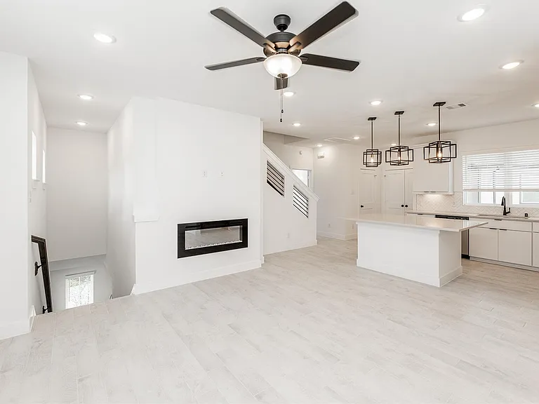 15131 Colorado Bend Park Dr — Photo 13
