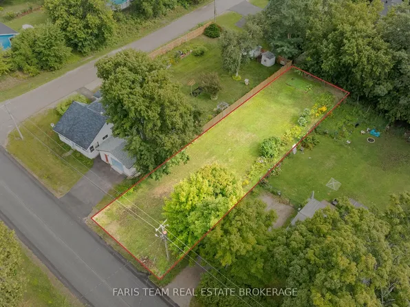 305 Ouida St, Tay, ON L0K 2C0