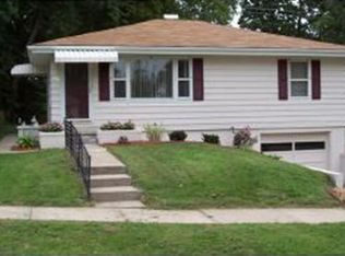 3318 Seneca St, Saint Joseph, MO 64507