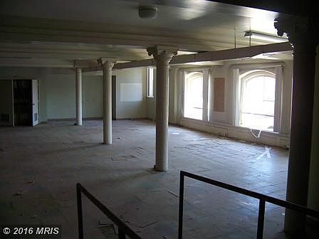 1st image of 1 N Carey St