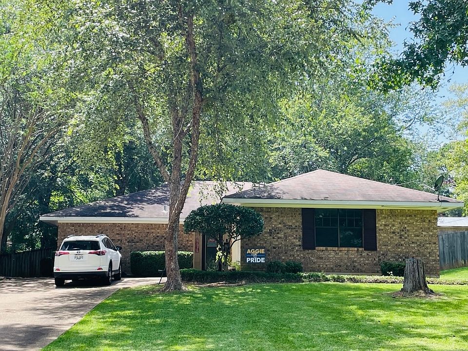 1st image of 115 Wesley Dr
