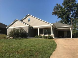 845 Berkshire Ct, Auburn, AL 36832