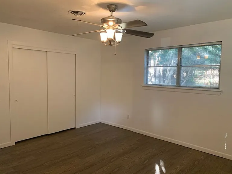 2820 Southgate Dr — Photo 15