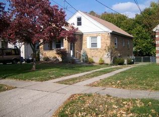 3280 Brater Ave, Cincinnati, OH 45238
