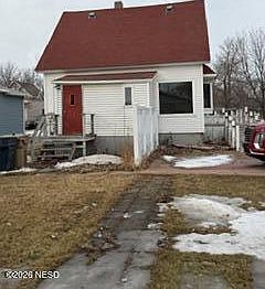 2nd image of 700 2nd St SE