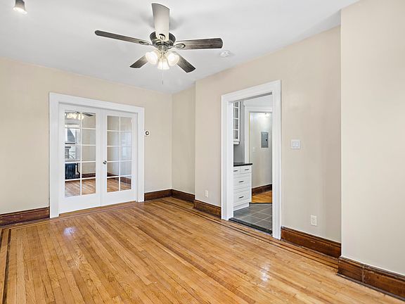 5th image of 37 Grace St #2