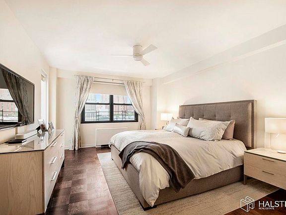 5th image of 401 E 89th St APT 10C