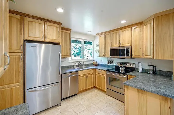416 Sherman Dr #A — Photo 22