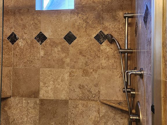 2nd image of 2533 Baywood Way