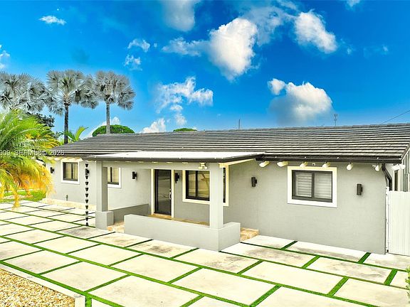 5th image of 11800 SW 35th St