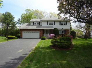 1282 Windemere Ct, Niskayuna, NY 12309