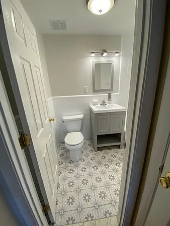 1 bed, 568 sqft, $2,190 — Photo 3
