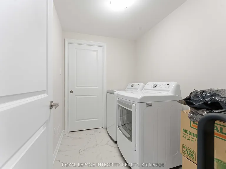 625 Paakanaak Ave #B — Photo 23
