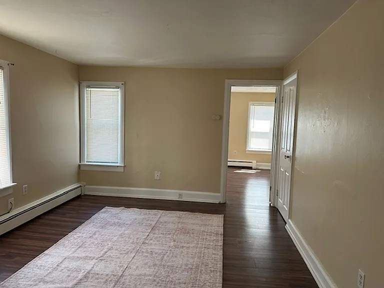247 1/2 N Race St — Photo 3