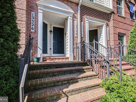 3rd image of 13528 Station St Unit 13528
