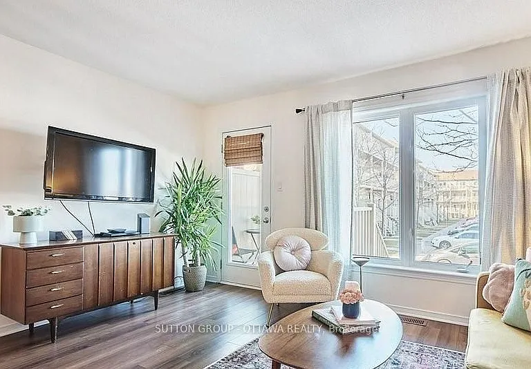 2625 Longfields Dr — Photo 5