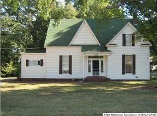 624 Central Ave, Coldwater, MS 38618