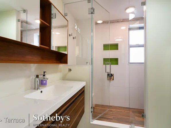 125-10 Queens Boulevard image 9 of 28