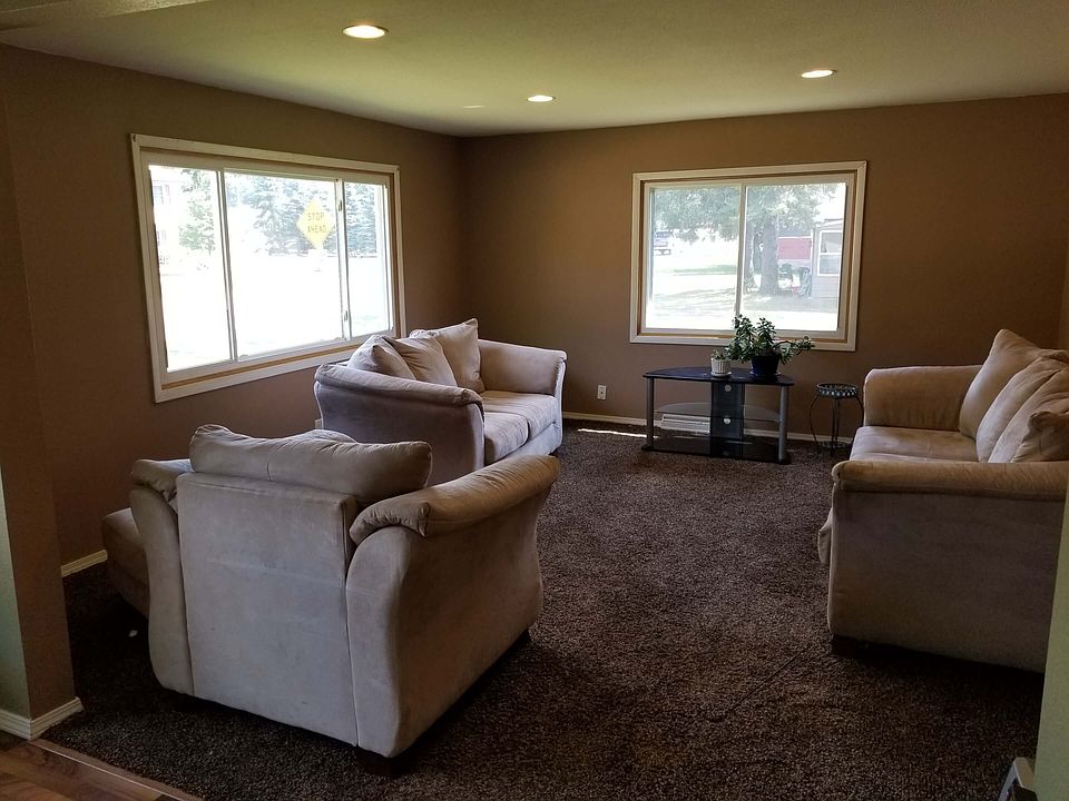 Spacious living room with lots of natural light