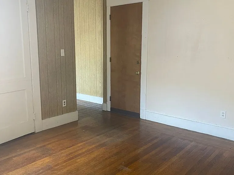 644-646 Orange St — Photo 3