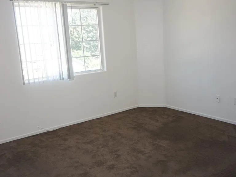 1525 N Palm Ave #11 — Photo 10