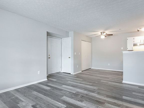 3rd image of 607 Worthington Forest Pl #706