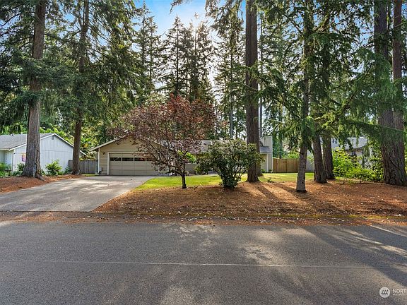 2nd image of 9307 Northwood Drive SE