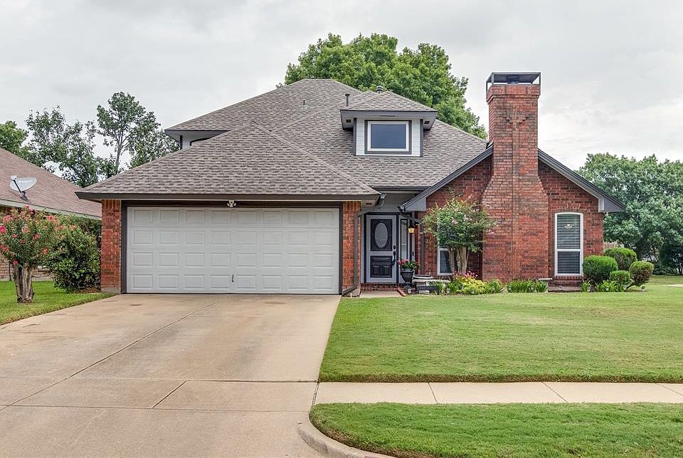 1st image of 1902 Wood Meadow Dr