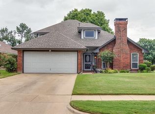 1902 Wood Meadow Dr, Grapevine, TX 76051