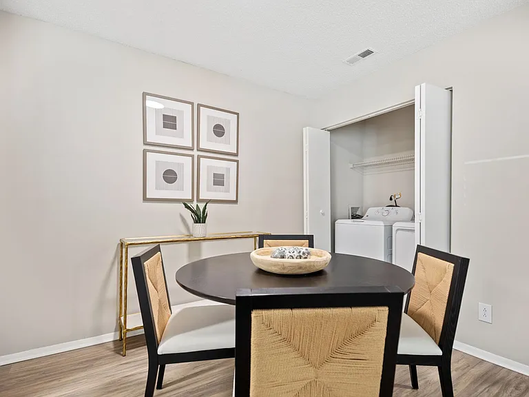 420 Michelle Linnea Dr — Photo 18