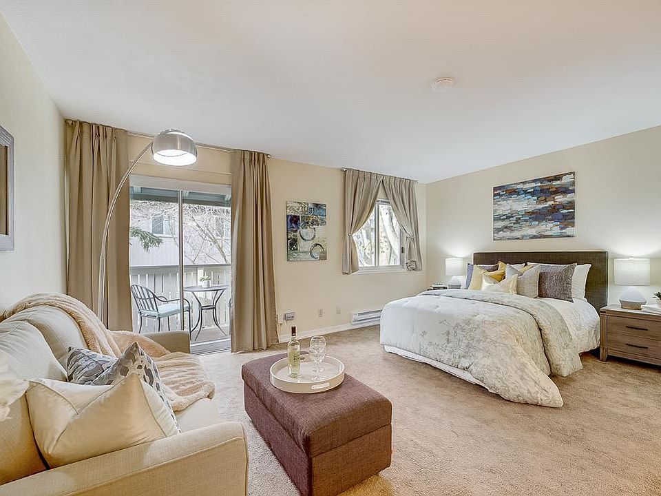1st image of 417 Piccadilly Pl APT 4