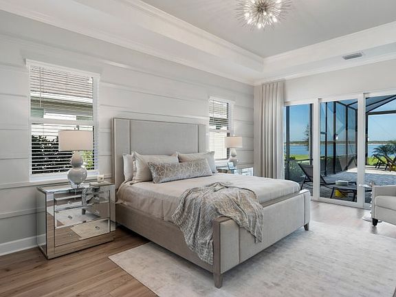 The serene owner s suite, situated apart for privacy, offers personal entry to the lanai, two walk-i