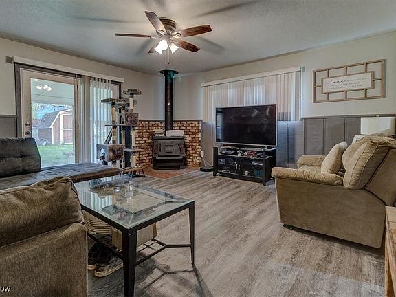 5th image of 42931 Haven Dr
