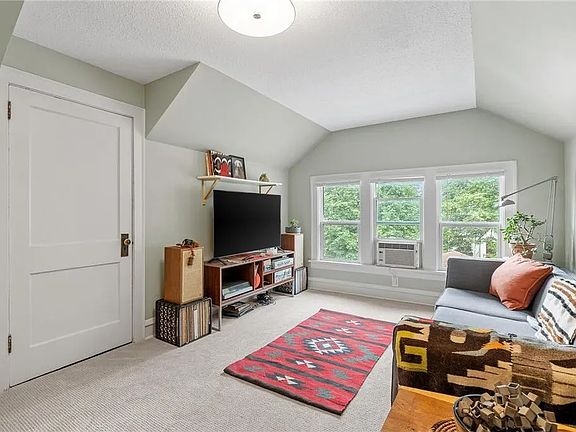 2nd image of 2334 Arthur St NE #2