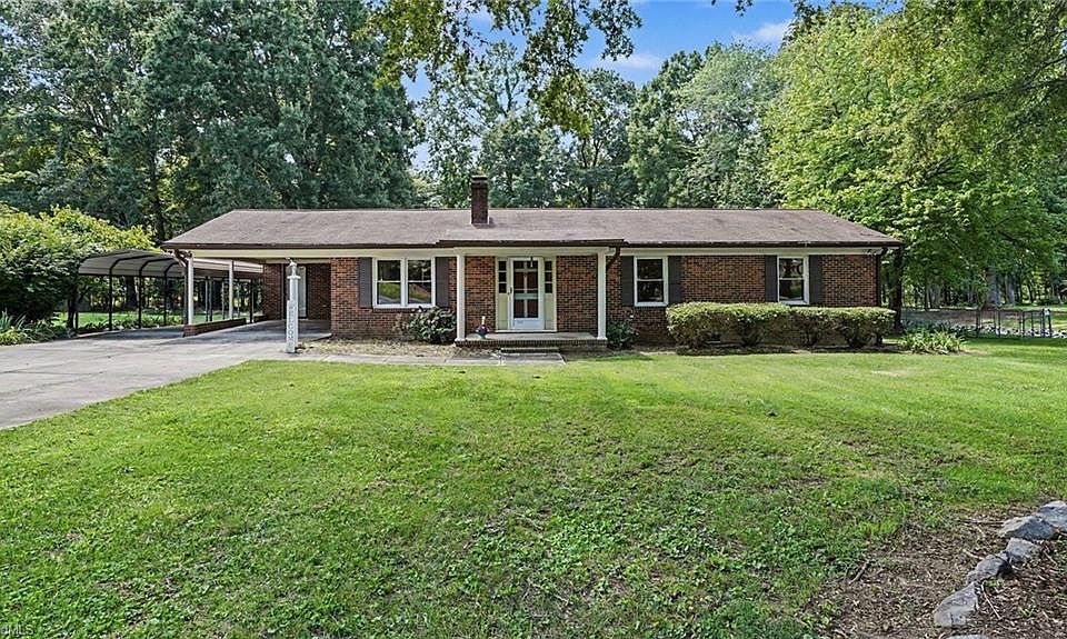 1st image of 132 Cedarwood Dr