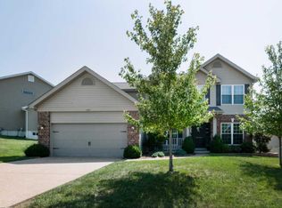1261 Twinleaf Cir, Saint Peters, MO 63376