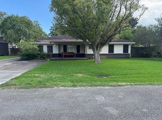 2405 Avenue C, Nederland, TX 77627
