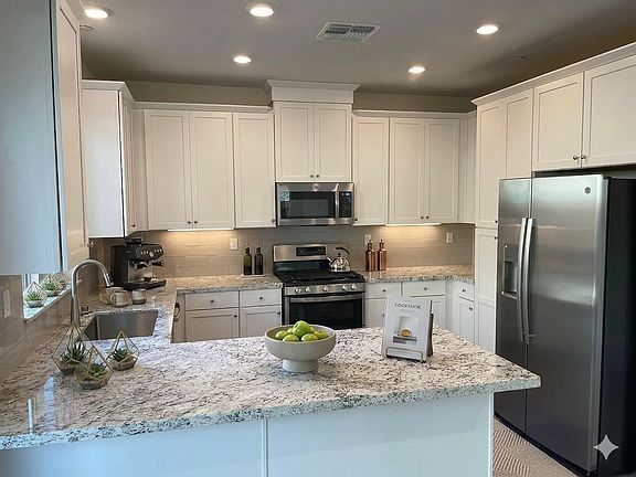 3rd image of 6017 Waddington Way