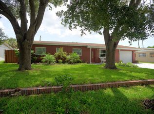 21 Corriente St, Merritt Island, FL 32952