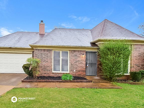 3rd image of 6815 Devenshire Ln