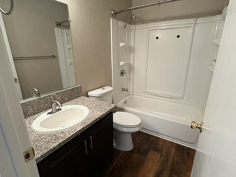 1180 Fulton Ave #5 — Photo 6