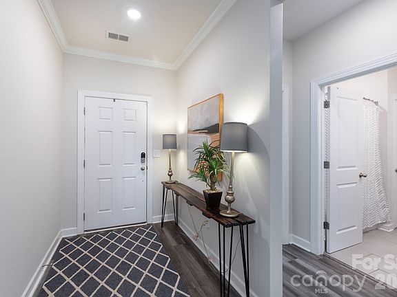 4th image of 11809 Red Leaf Dr