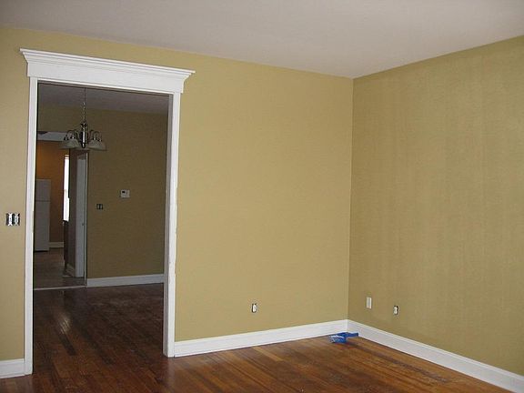 5th image of 2739 Wyoming St