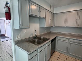 250 Village Dr #286, Los Lunas, NM 87031