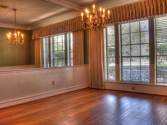 3rd image of 20710 Sea Pine Dr